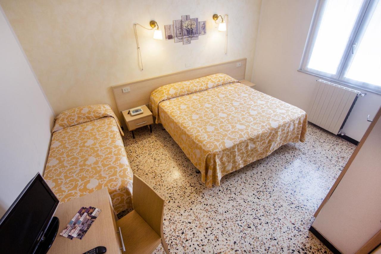 B&B Hotel Costa Azzurra Spotorno Exterior foto